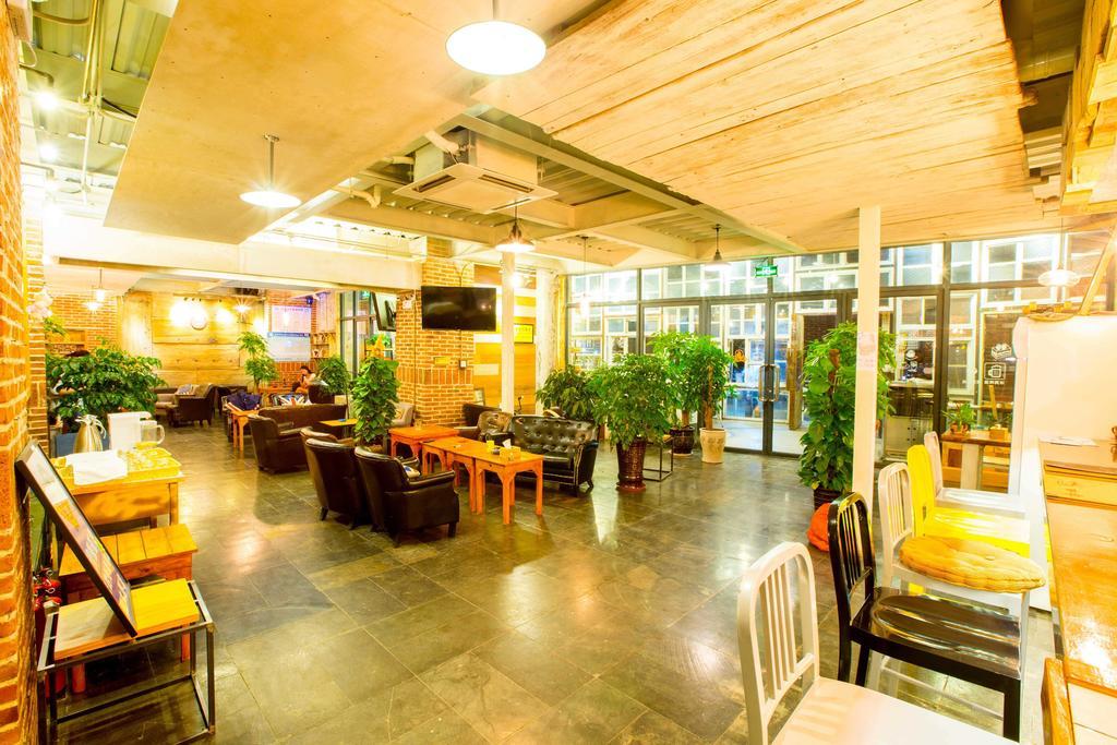Hostel Marina Ціндао Екстер'єр фото