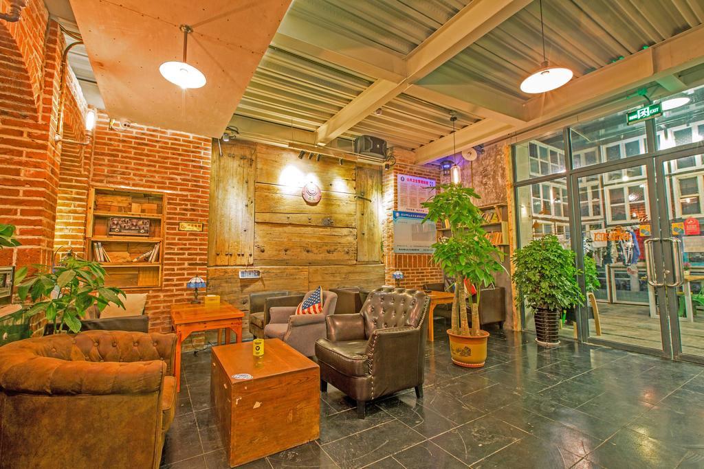 Hostel Marina Ціндао Екстер'єр фото